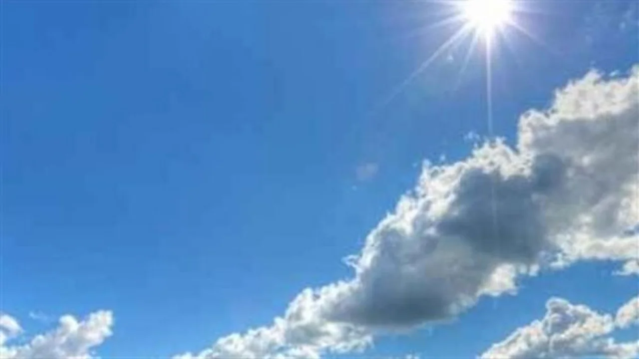 الأرصاد تحذر من تقلبات جوية تزامناً مع تسجيل 30 درجة في أسوان